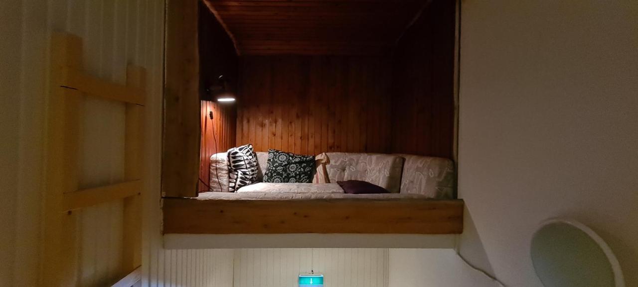 Silver Fox Hostel Экясломполо Экстерьер фото